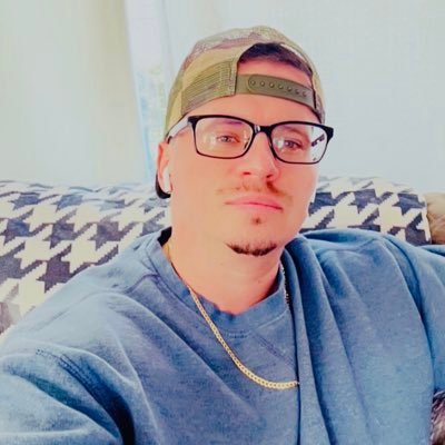 Full time day trader. (NEW ACCOUNT)