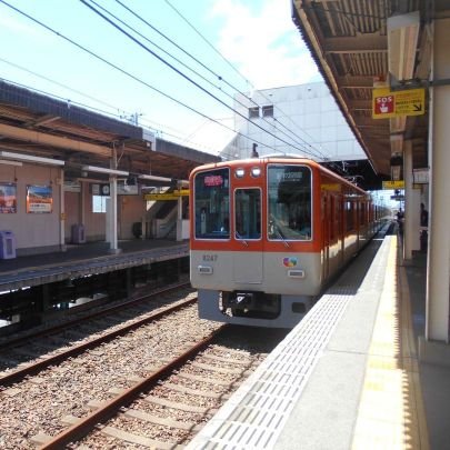 無言フォロー失礼します。おいらは鉄道ヲタクだぜ。鉄道等々の写真、雑談、ネタ等々投稿していくぜ。イイね、コメント、リポスト、フォロー気軽にどうぞ!オラが投稿した質問にも答えて。写真保存しても良し。
オラのYouTubeのリンクをプロフィールに貼っています。チャンネル登録して下さいお願いします。