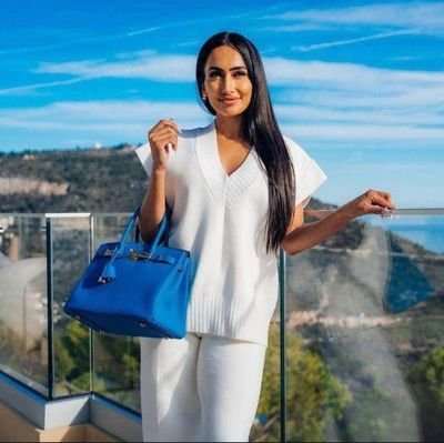 Entrepreneur
the business growth coach
join my stock academy 100%