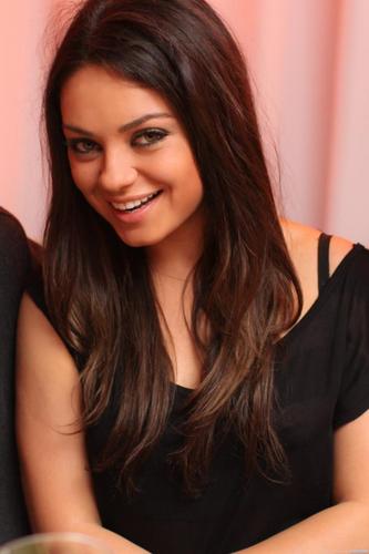 Hey, I'm Mila Kunis & this is my only official page.