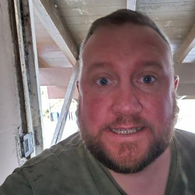 Sheffield lad. Track Maintenance man. Long suffering Sheff Weds fan. Loves football, beer and jokes.