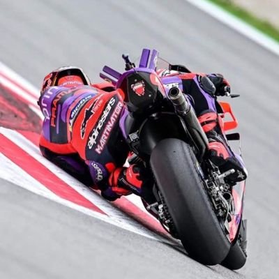 mowy_hu's profile picture. 