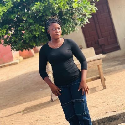 I sell classy bags & slippers here in Osogbo, but I deliver nationwide! Please support my small business I just started Let’s grow together 🤍