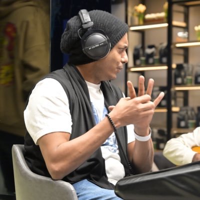 Prof_Islam's profile picture. 🎶🎹🇪🇬