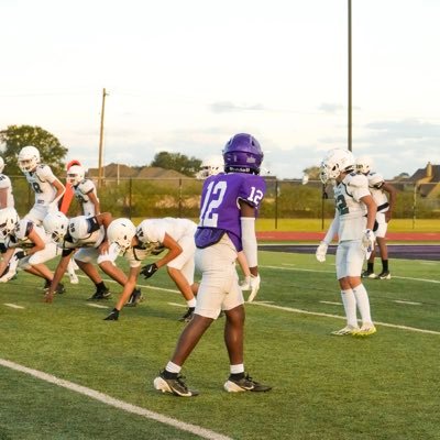 Angleton HS| WR&DB| 5’5 130lbs |Football&Basketball| 2028’| Email: masseyjayven5@gmail.com