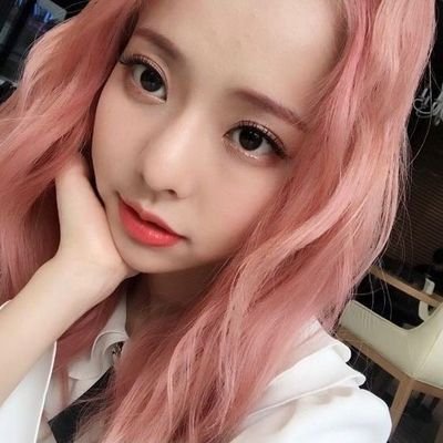 pinkforvivi's profile picture. ﹪ᅟᅟ  🪐ᅟᅟ  ׁᅟᅟ  ﹕ᅟᅟ  sαtυrnᅟᅟ  ۪ᅟᅟ  ᅟᅟ  ೕ