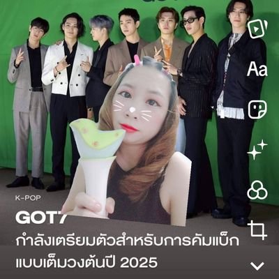 RachDech21102's profile picture. 