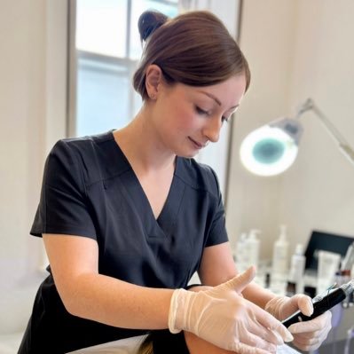 Registered nurse-led skin clinic in Henley-on-Thames, Hydrafacial™️, Alumier MD Skincare, Dermalux LED Phototherapy