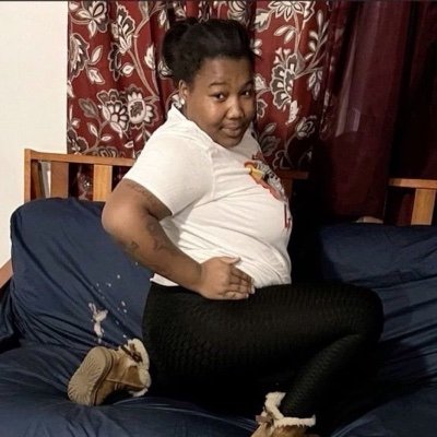 thirstrapshawt's profile picture. #sexaholic