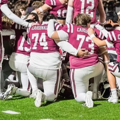 5’9 210lbs C/O 26’ DT | 310 bench| 465 squat| 5.05 40| ✝️ Psalms 23:4