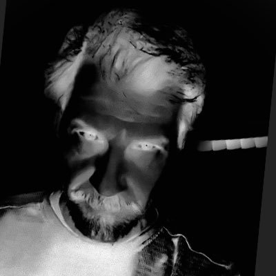stay w me, im off my Handel, water music 4 the king of Queens; seems im stuck in lucid dreams. too much sun and scandals...programming the programmers in a LARP