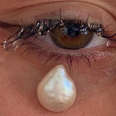 THEELAMYA's profile picture. ١٧٠٥/١٥٠٥