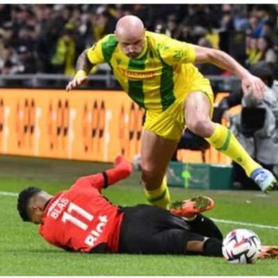 _Lotfi_19's profile picture. 