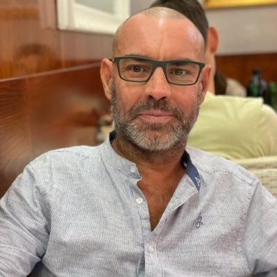 toniutzet's profile picture. CEO/FUNDADOR Little Red Invest s.l. - THINK BIG ASSETS #Entusiasta #pasional. #asesores financieros y de seguros.ACTIVOS BANCARIOS Fundador EBEC EXPERIENCE