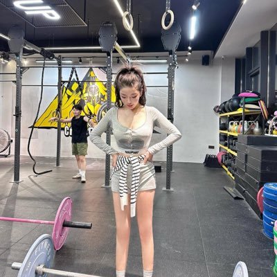 ただいま作成中。東海地方で活躍しているモデルさんを紹介♡ 美容院、美容師さんとの仲介役 サロンモデル情報発信!モデルさん、美容師さんフォローお願いします。モデルさんで掲載希望の方は、写真付きDMでお願いします。 自分や友達が載ったらRTしてくださいね♡
