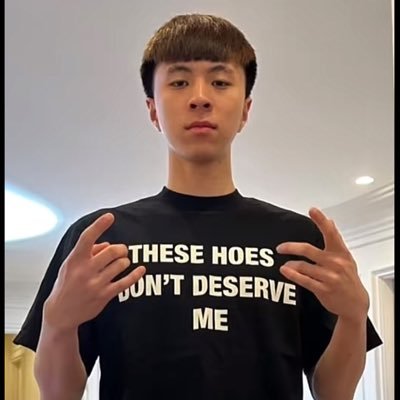 unbreak_kelvin's profile picture. You only live once, but if you do it right, once is enough.⚡️⚡️⚡️