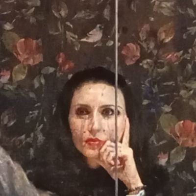 Economista. Laura para la mayoría, Zineb para pocos.
Del Sur con raíces árabes.
No hay mejor lugar para vivir que donde te sientes música 🎼