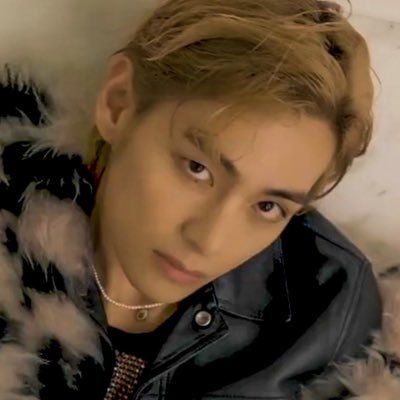 I like to translate fics :) | priv: @anal_naughty | I have asd and mdd | dni: fyolai and Gogol -centric accounts