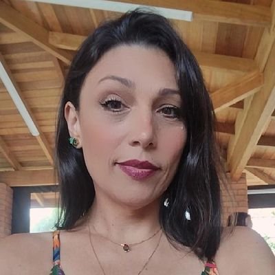 Chata, determinada, resistente, feminista e mãe da Lívia . ❤️ 🤘🐾.
Depois é nunca!