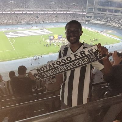 Meu alvo é Cristo!❤
@BOTAFOGO DE FUTEBOL E REGATAS 🖤🤍
@LFC ❤️🤍
@Lakers 17 💜💛
@49ers