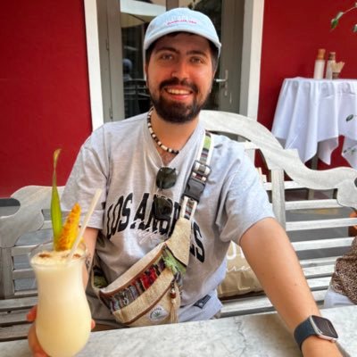 LopezAnciaux's profile picture. 24 años 🦁/ Profe de español 👨‍🏫🇪🇸/ Español 🇪🇸/ Andaluz 🇪🇸/ Alicante ❤️