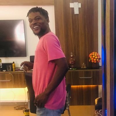 Louthevin's profile picture. ♉
#YNWA                                                                                                     Vortex Resources.
GLBD ENT.