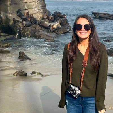 Carolinnee13's profile picture. uh