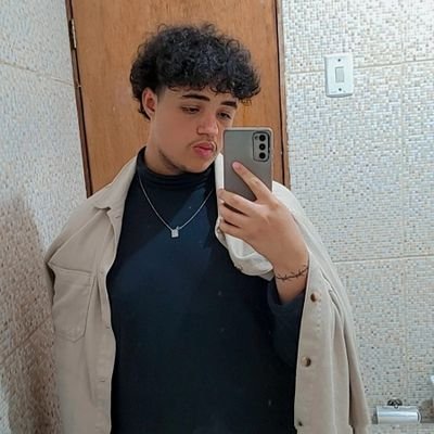 Ele/Dele
19y
https://t.co/8KQ3IakBxQ…
Paz entre nós, guerra entre os senhores.