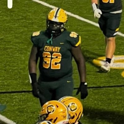 ShipmanIsiah's profile picture. Class of 2026🏈🏈 Conway High School• #92 NG/OG• 6’0 320lbs• NCAA ID#2408391499 2.6 GPA |post grad film https://t.co/iukiJmK6WG