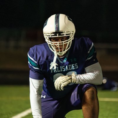 Palisades High School athlete🏈🥏🤼♂️ class 2026/NolanjeffersonSix9@gmail.com H/W: 6’0 270lbs