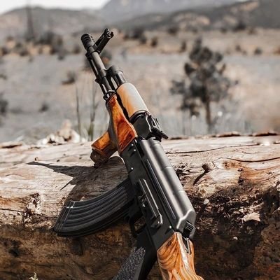 ltr416647622829's profile picture. ونابى الحياة اذا دنست بعسف الطغاة وارهابها🇾🇪✌