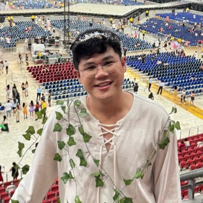 stolenlullabyes's profile picture. philippines / 25 / red tour manila 06.06.14 / eras tour sg 03.08.24