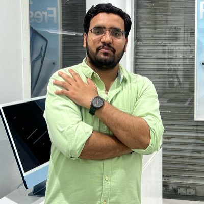 yashdave346's profile picture. 