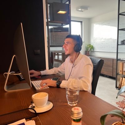 pllumrashica's profile picture. 