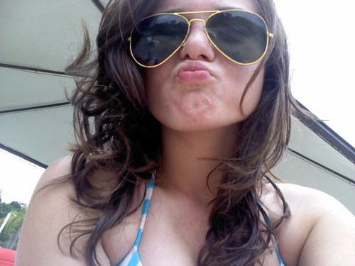 nao sou perfeita nem dona da verdade..., mas sou dona de miim, dona das minhas vontadees..;)
