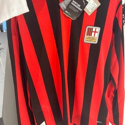 MulYani85127287's profile picture. 