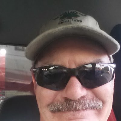 MichaelMic66030's profile picture. 