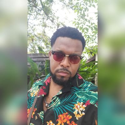 ~ If you change the way you look at things, the things you look at change ~ 🧐Abnormal Thinker💫Paper Printer📈Explorer🚀 Fire Blazzer 🔥 #BwoyATingzAfterDark