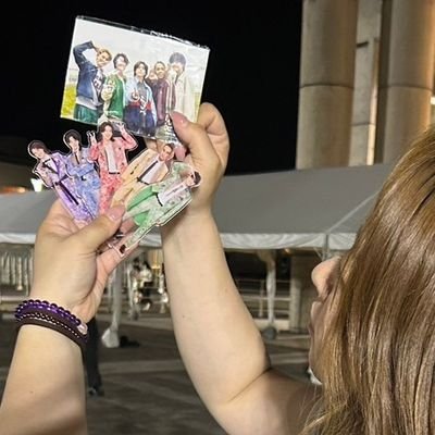Mamaしてます💕お話大好き💕 出逢いに感謝(≧∀≦人)
泣いてた過去を糧に笑顔の咲く未来にするよ💗
大事な人達を大事にできるそんな人になりますϋ♡
笑顔と愛咲かせるぞ🌼
フォローの際は一言お願いしまーす🩷
#シンママ #関西 #ママ友 #Aぇgroup #大人Aぇ #母娘Aぇ担