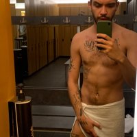 THE XL SANTOS (@annoyedform) 's Twitter Profile
