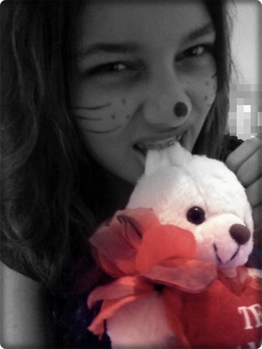 Pra você que não gosta de mim .Deixo o melhor do meu sorriso, pois sei que nada te castiga mais do que me ver feliz!! ^^KarolayneSantos¹