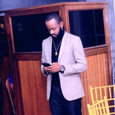 ArcLandu's profile picture. Je suis le Frère Christian LANDU, Chrétien Musicien en Sein de Mon Pays la République Démocratique du Congo. Je fais de RnB et le Gospel 🇨🇩