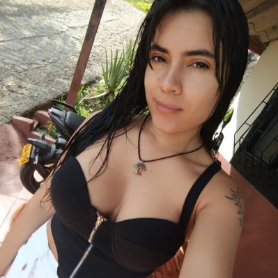 Modelo Webcam Colombiana 🇨🇴 viviendo en España 🇪🇸 Cáncer ♋️ ⚠️NO HAGO REALES NI QUEDO EN PERSONA⚠️