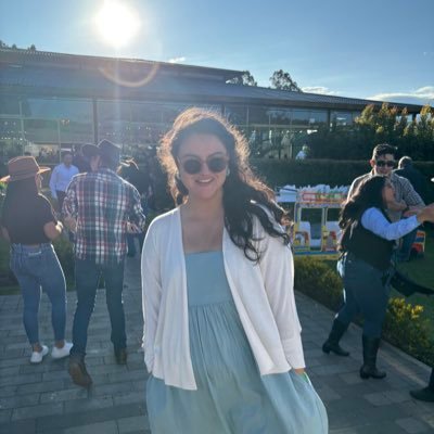 nowhereweirdo's profile picture. Ella/She/Her • Feminista• Mother of cats • Hufflepuff • I speak through music • 🌈🚀💚💜🎭🌻🇪🇨 No me llamo María Emilia*