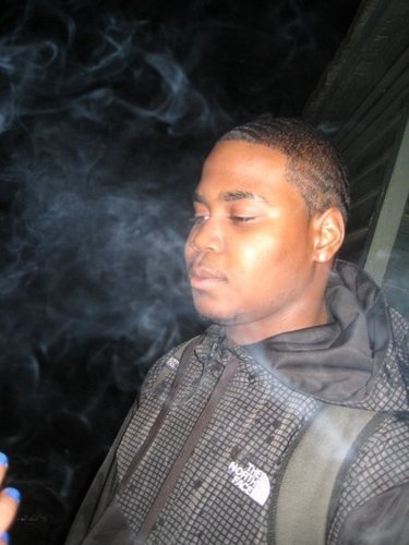#FittedGang scramzz.. song writer, we make hits doe... for features contact me @ fittedboicherry@gmail.com