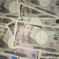 お金を引き寄せる秘訣やお得な情報など発信中。自分自身お金に苦労したのでお金に困っている方の力になれればと思い、多少ですが現金配布企画をしております♪ なくなり次第終了➡ https://t.co/b0Rvq9xzfw