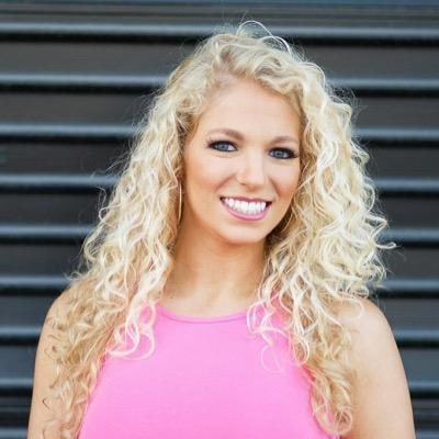 coach of the Houston Texans cheerleaders 📣