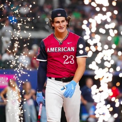 Sox, Pats, Cs, Bs, ND | Put “Casas Believer” on my gravestone | This is also a very pro Drake Maye page (RIP Mac)