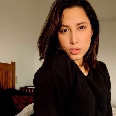 v_dayoadebowale's profile picture. in for a serious 🧐 relationship and more friendship interaction ❤️👉🥺