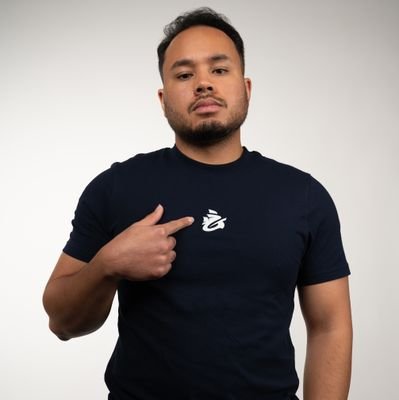 🇲🇫🇲🇬28y SSBU Pro player for @Galions_ Main Pyra & Mythra || Former TrackMania Pro || 🏆 @twitchrivals 🏆 @zerator Cup 2021 || https://t.co/CoYD1Vqux5